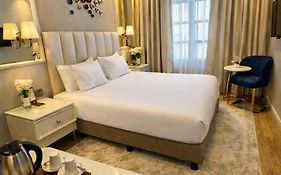 Ess Hotel